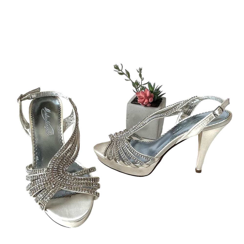 MICHAELANGELO Donatella Brivory Heeled Sandals Size 7.5M White Crystals Strappy